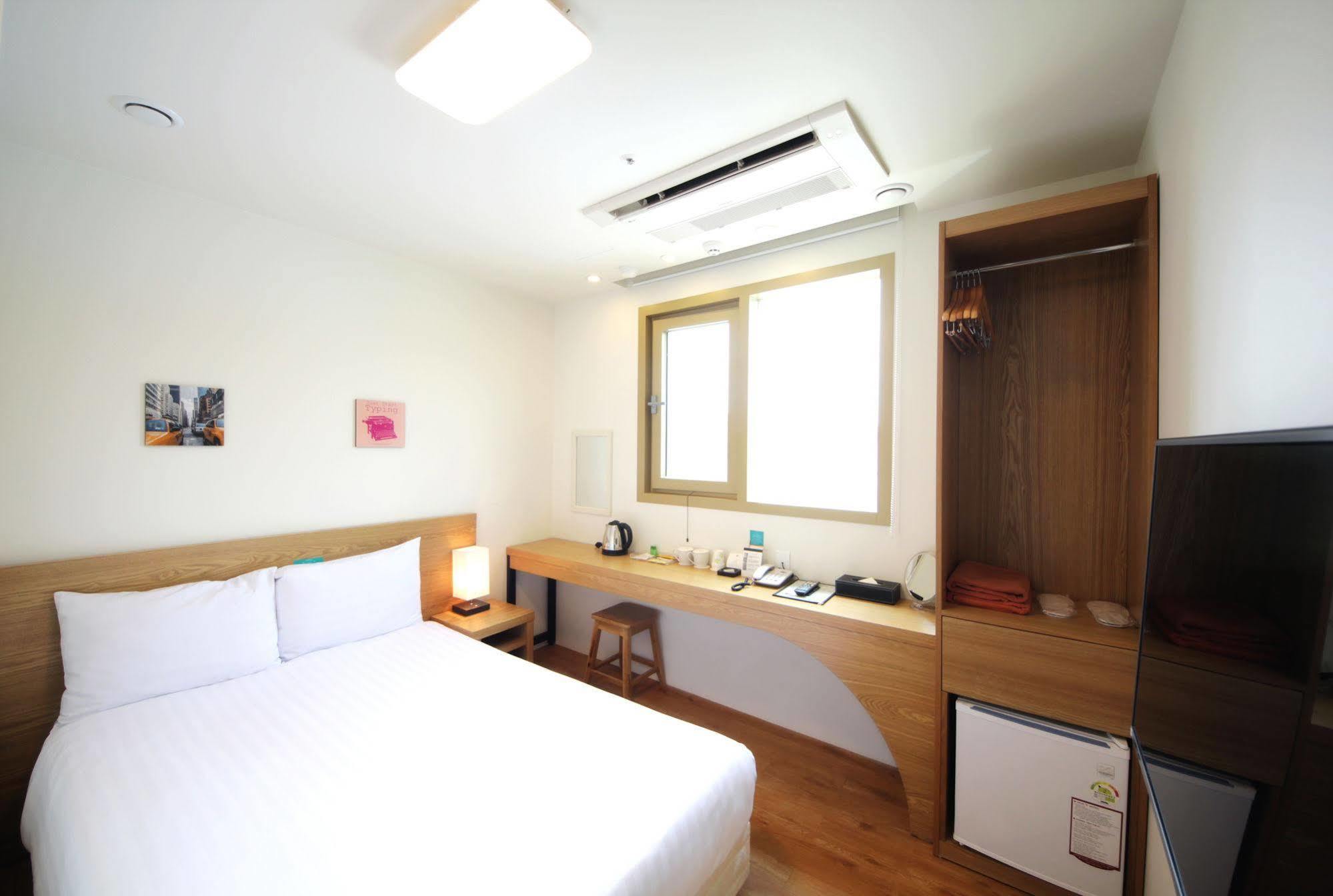 Localstitch Euljiro Hotel Seoul Exterior photo