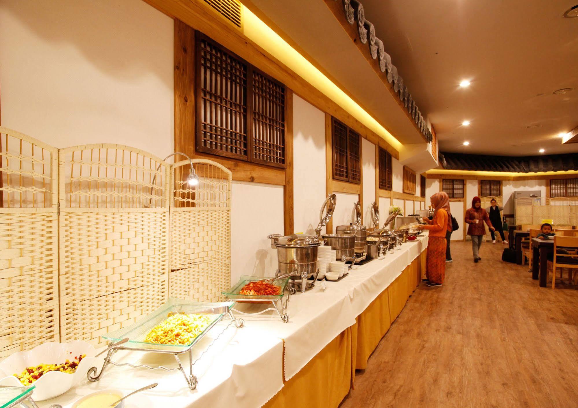 Localstitch Euljiro Hotel Seoul Exterior photo