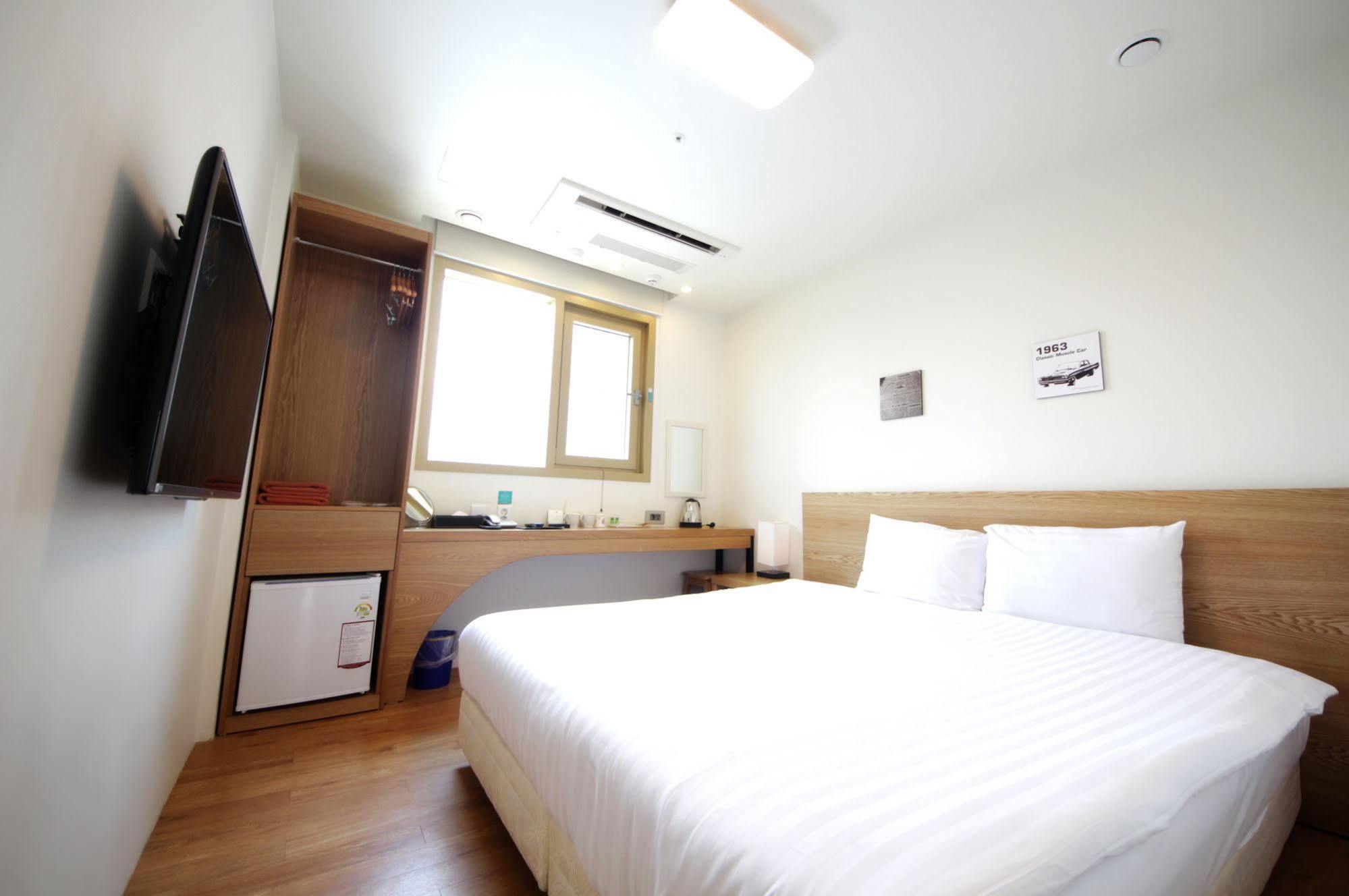 Localstitch Euljiro Hotel Seoul Exterior photo